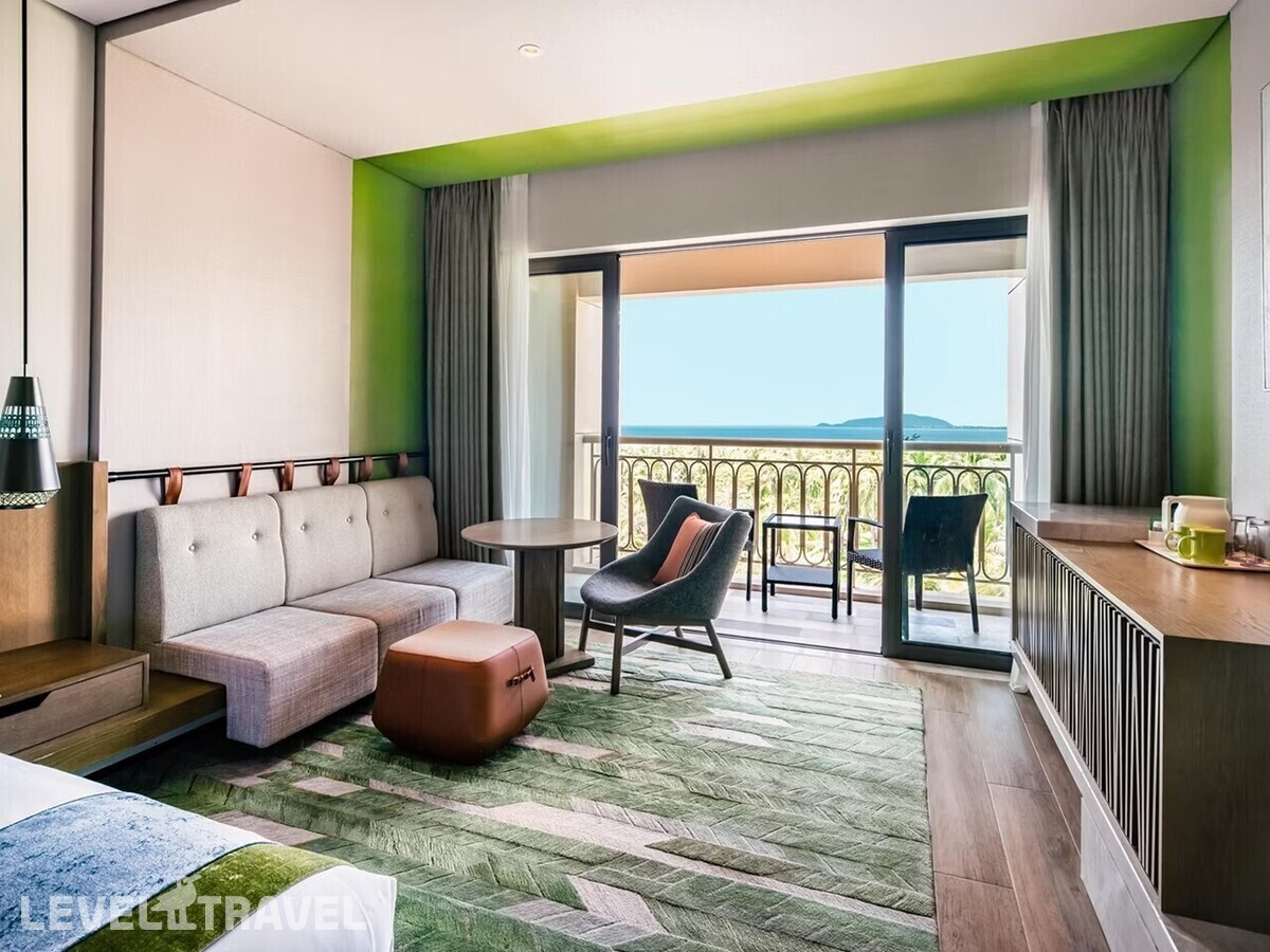 фотографии номера Стандартный номер повышенной комфортности отеля Holiday Inn Sanya Bay в Китай(Санья) - фото №3
