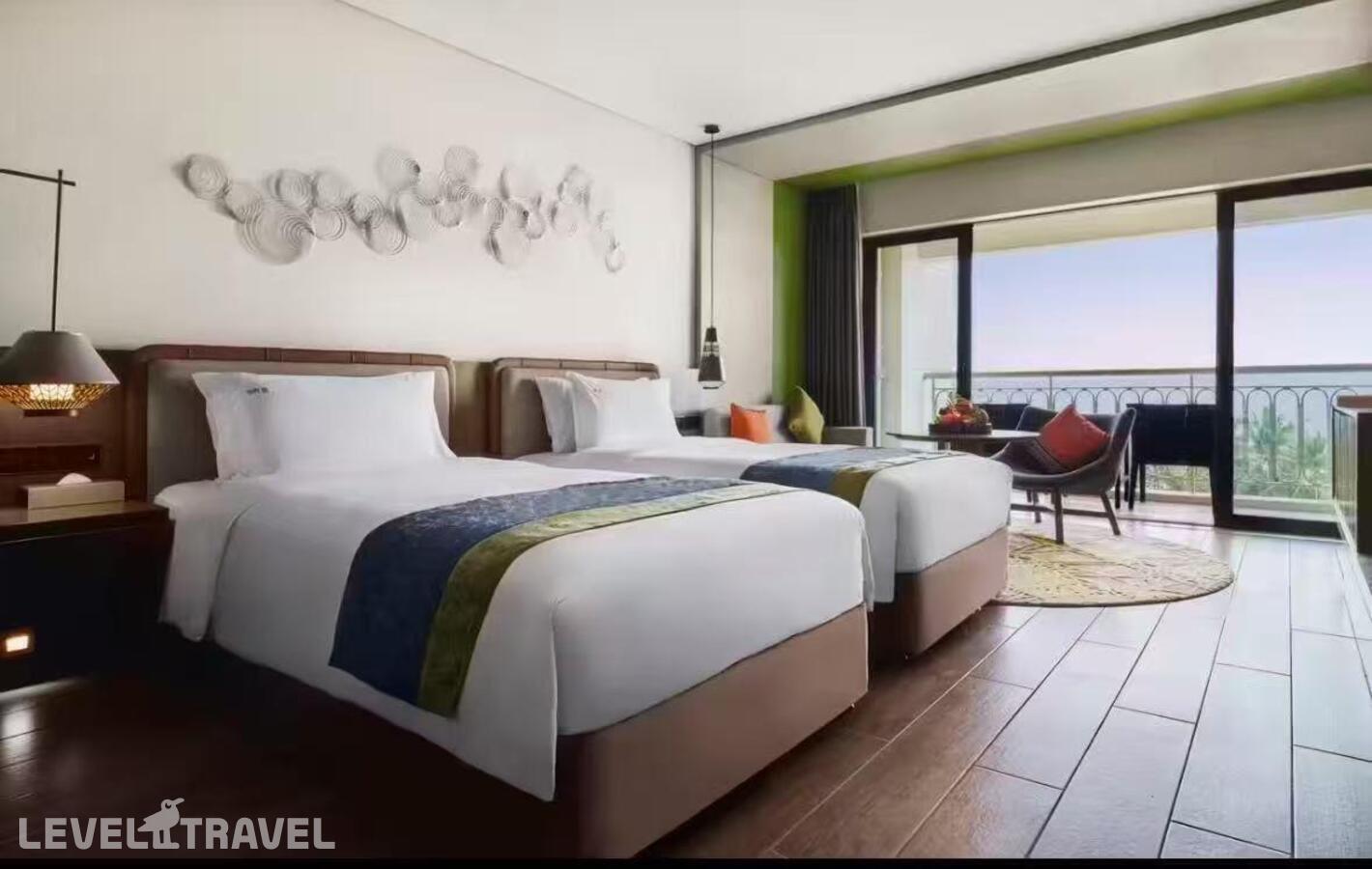 фотографии номера Делюкс с видом на океан (верхние этажи, две кровати) отеля Holiday Inn Sanya Bay в Китай(Санья) - фото №4