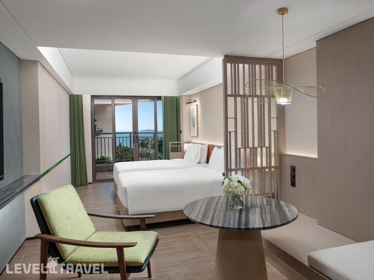 фотографии номера Премиум с видом на океан (верхние этажи, две кровати) отеля Holiday Inn Sanya Bay в Китай(Санья) - фото №1