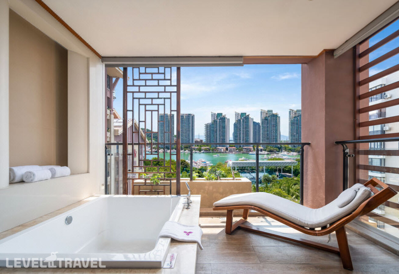 фотографии номера Стандартный с видом на залив отеля Four Season Ocean Courtyard Hotel в Китай(Дадунхай Бэй) - фото №5