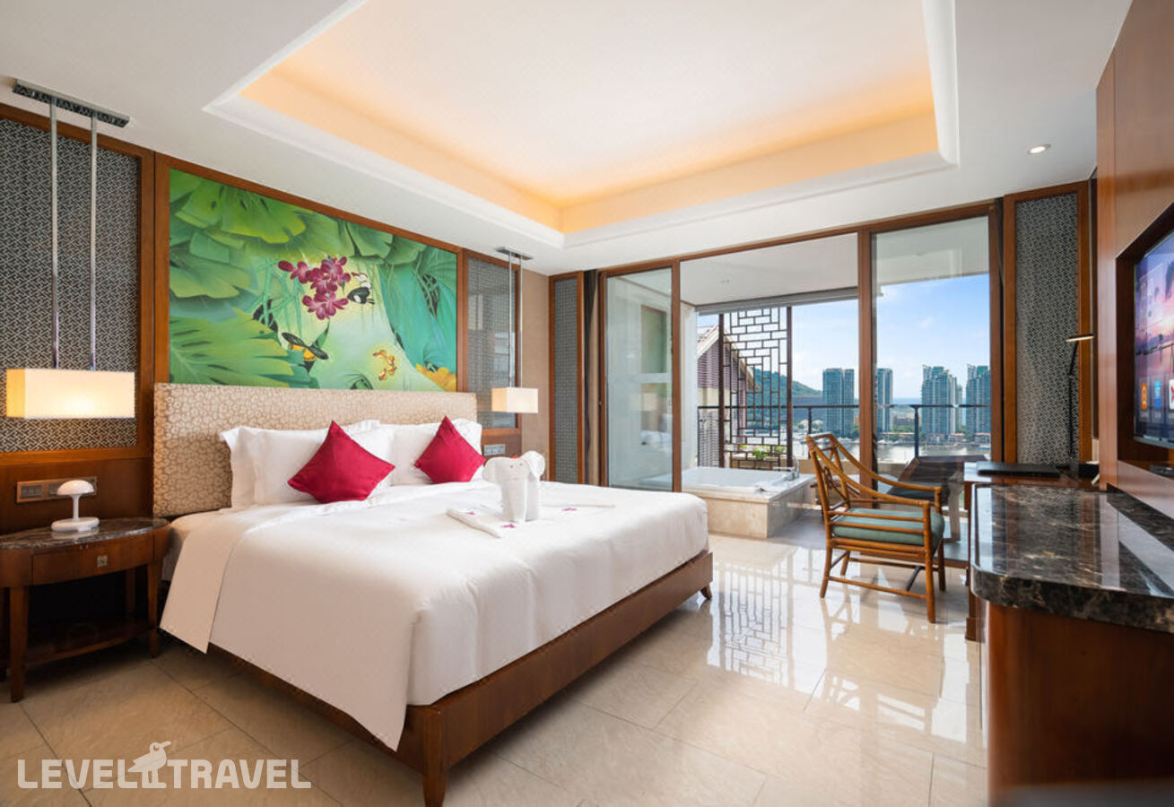 фотографии номера Стандартный с видом на залив отеля Four Season Ocean Courtyard Hotel в Китай(Дадунхай Бэй) - фото №1