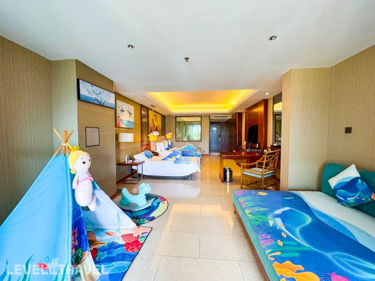 фотографии номера Семейный с видом на сад отеля Four Season Ocean Courtyard Hotel в Китай(Дадунхай Бэй) - фото №3