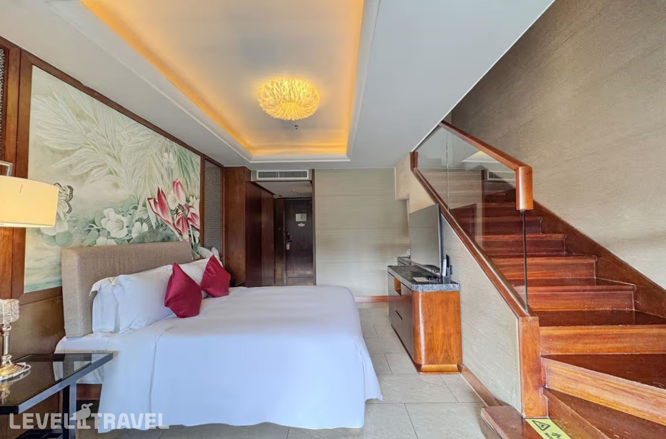 фотографии номера Люкс двухэтажный (2 спальни) отеля Four Season Ocean Courtyard Hotel в Китай(Дадунхай Бэй) - фото №1