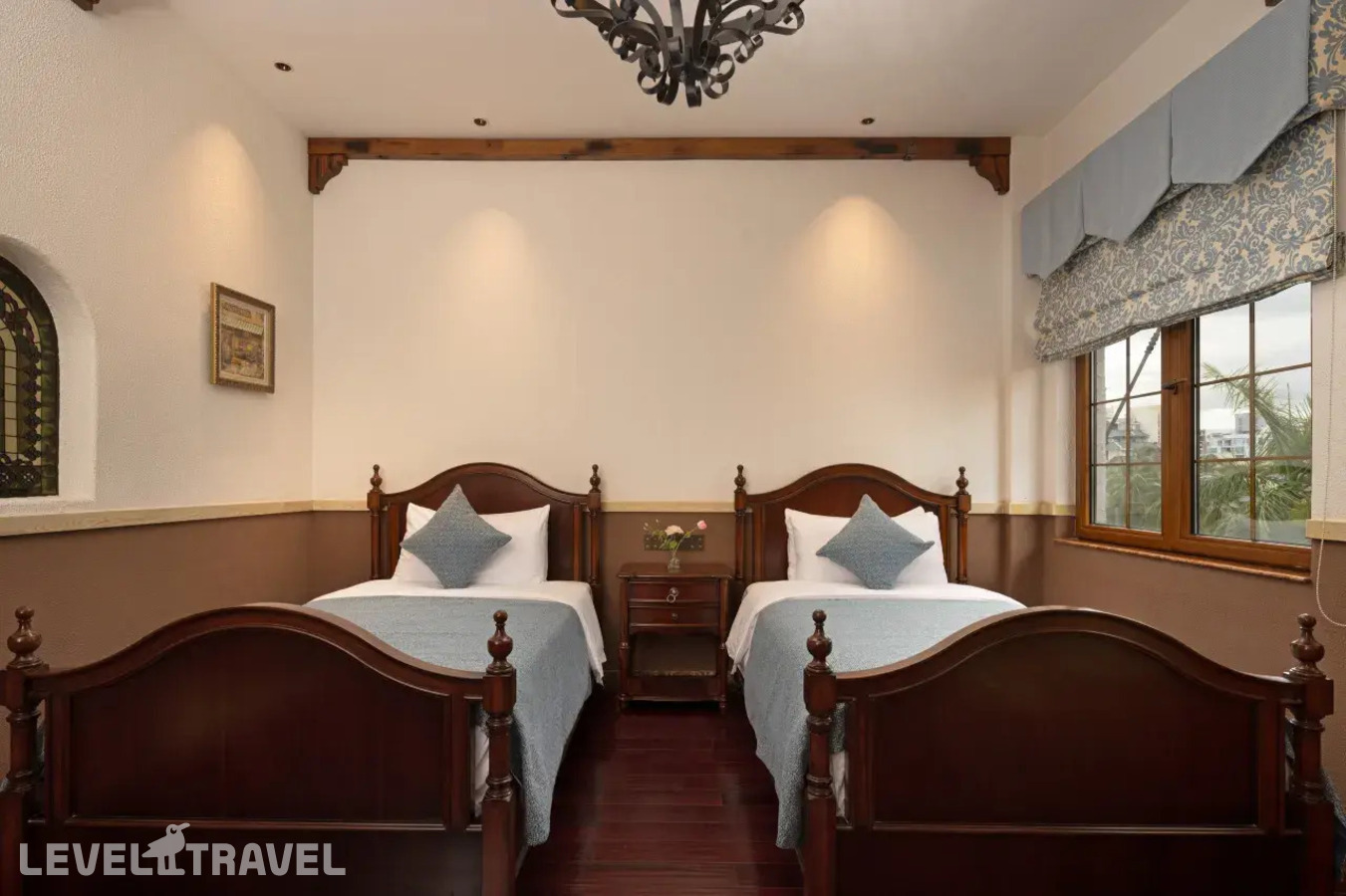 фотографии номера Улучшенный (две односпальные кровати) отеля Yuehai Sanya Blossom (Ex. Best Western Sanya International Boutique Resort Hotel) в Китай(Санья) - фото №2
