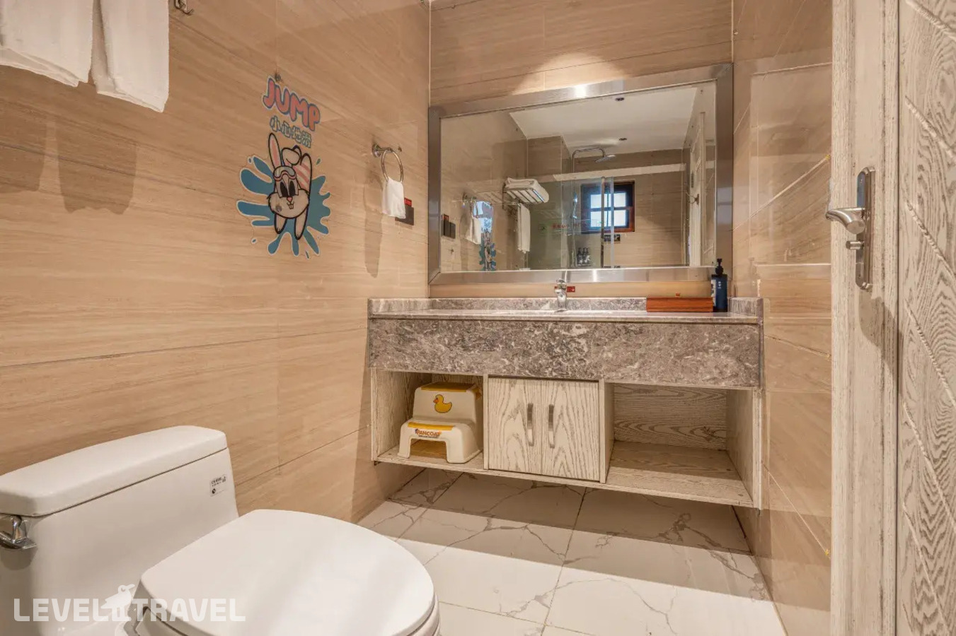 фотографии номера Семейная вилла Coconut Fun с видом на сад отеля Yuehai Sanya Blossom (Ex. Best Western Sanya International Boutique Resort Hotel) в Китай(Санья) - фото №5