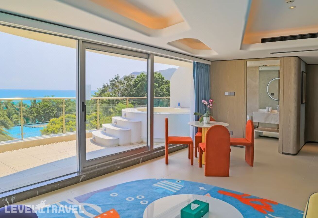 фотографии номера Семейный люкс с видом на море отеля Pearl River Garden Hotel в Китай(Дадунхай Бэй) - фото №3