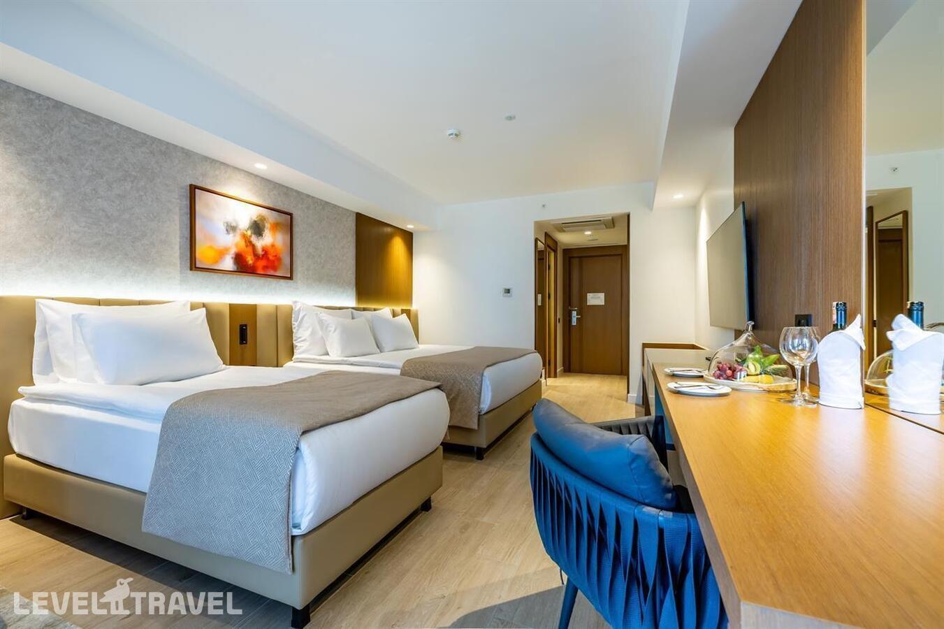 фотографии номера Делюкс с видом на море отеля Beks Premium Resort & Spa в Турция(Кушадасы) - фото №2