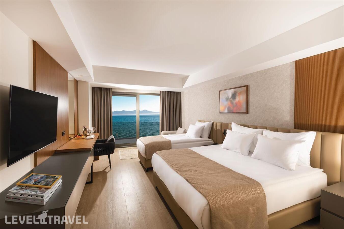 фотографии номера Делюкс с видом на море отеля Beks Premium Resort & Spa в Турция(Кушадасы) - фото №1