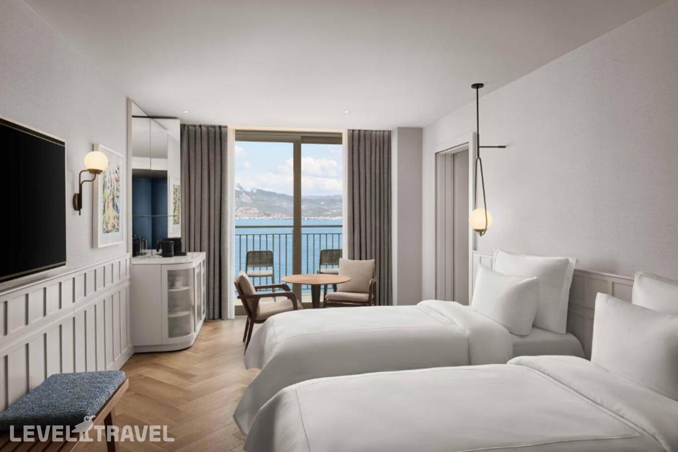фотографии номера Семейный Гранд отеля Akra Antalya (Ex. Barut Akra Hotel) в Турция(Лара) - фото №1
