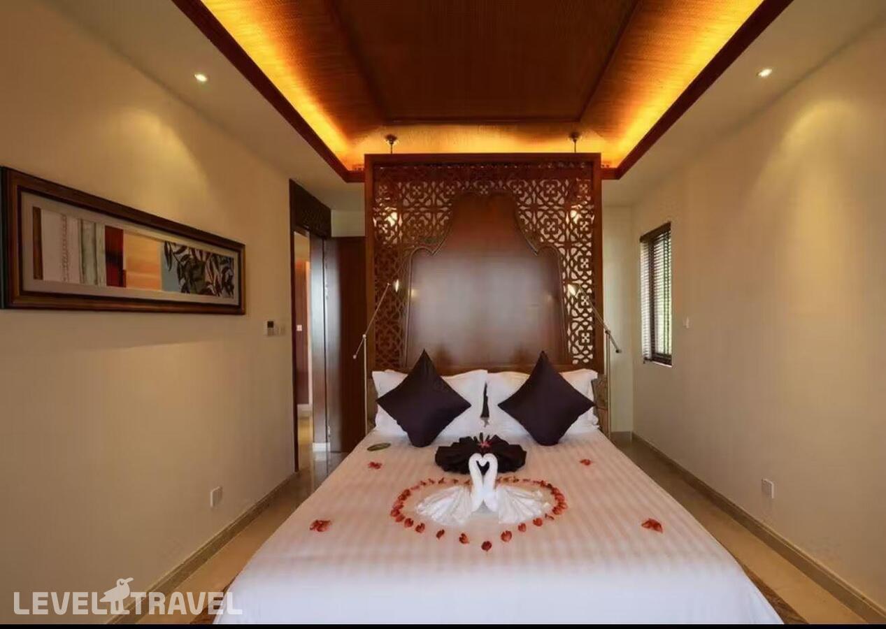 фотографии номера Семейный люкс с видом на сад отеля Stony Brook Villa Jianguo Resort Sanya в Китай(Ялонг Бэй) - фото №1