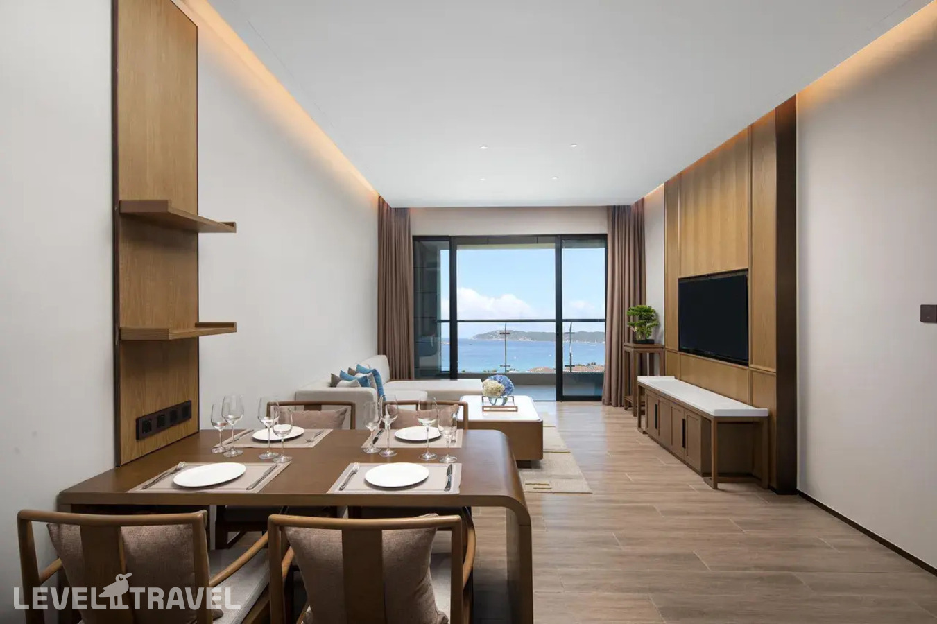 фотографии номера Люкс с видом на океан (2 спальни) отеля Holiday Inn Hotel And Suites Sanya Yalong Bay, An Ihg Hotel в Китай(Санья) - фото №3