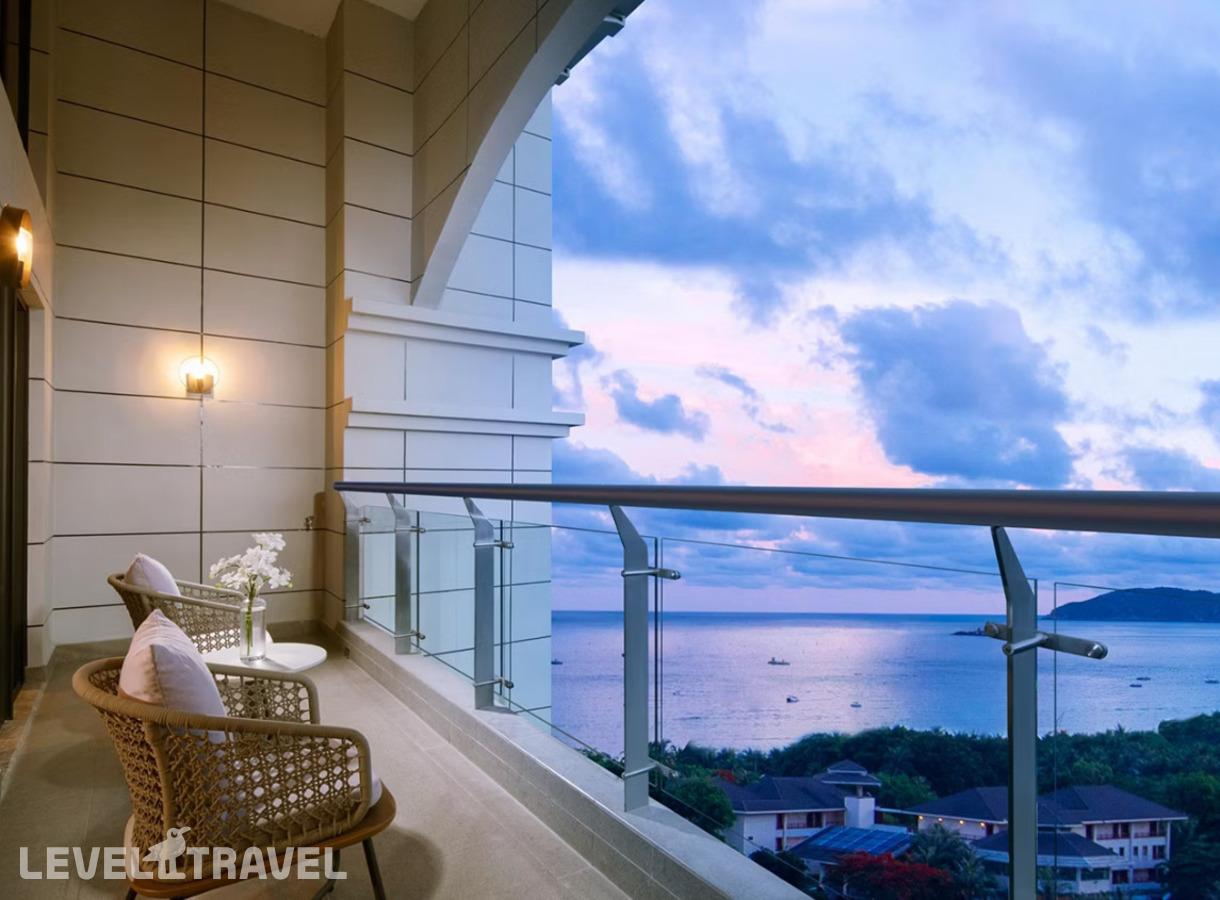 фотографии номера Трёхместный люкс с видом на океан отеля Holiday Inn Hotel And Suites Sanya Yalong Bay, An Ihg Hotel в Китай(Санья) - фото №5