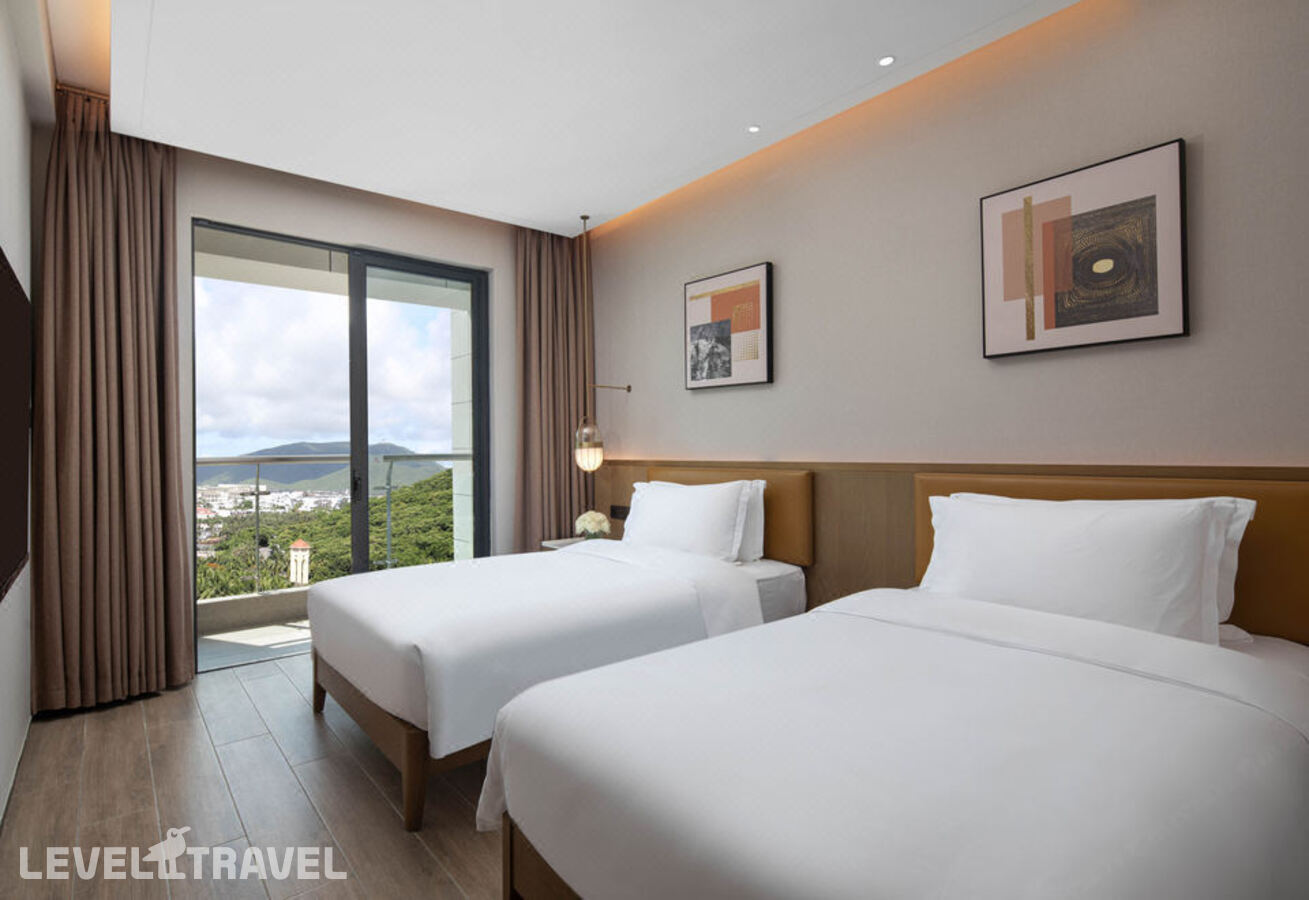 фотографии номера Люкс (2 спальни) отеля Holiday Inn Hotel And Suites Sanya Yalong Bay, An Ihg Hotel в Китай(Санья) - фото №2