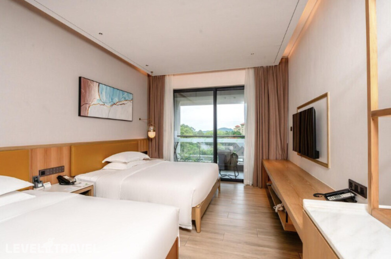 фотографии номера Стандартный с видом на озеро отеля Holiday Inn Hotel And Suites Sanya Yalong Bay, An Ihg Hotel в Китай(Санья) - фото №4