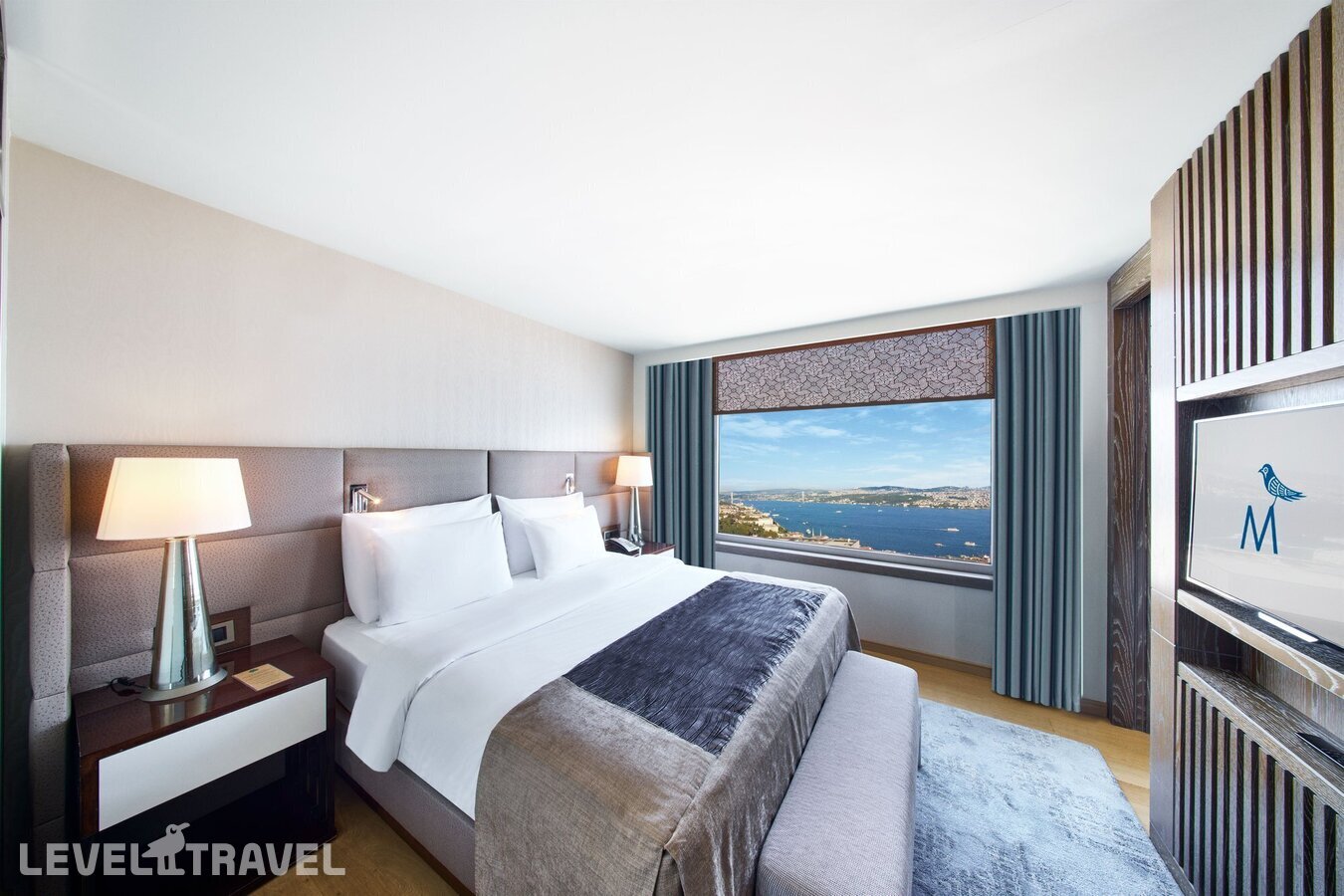 фотографии номера Люкс с видом на Босфор отеля The Marmara Taksim Hotel в Турция(Бейоглу) - фото №1