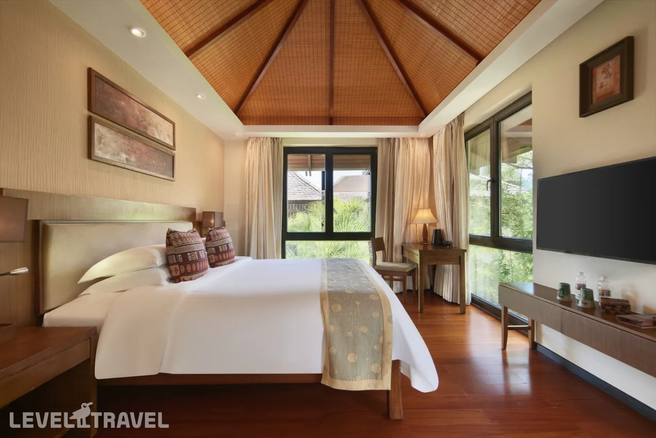 фотографии номера Вилла с бассейном отеля Yalong Bay Villas & Spa в Китай(Ялонг Бэй) - фото №1