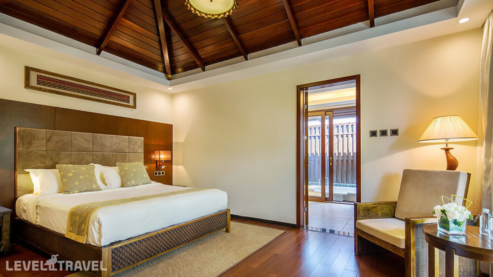 фотографии номера Представительская вилла с бассейном (4 спальни) отеля Yalong Bay Villas & Spa в Китай(Ялонг Бэй) - фото №9