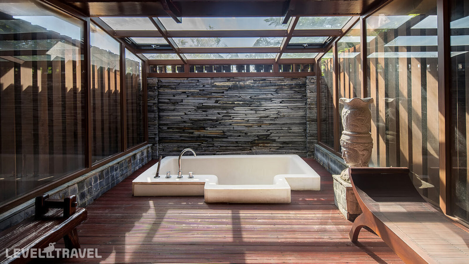 фотографии номера Представительская вилла с бассейном (4 спальни) отеля Yalong Bay Villas & Spa в Китай(Ялонг Бэй) - фото №15
