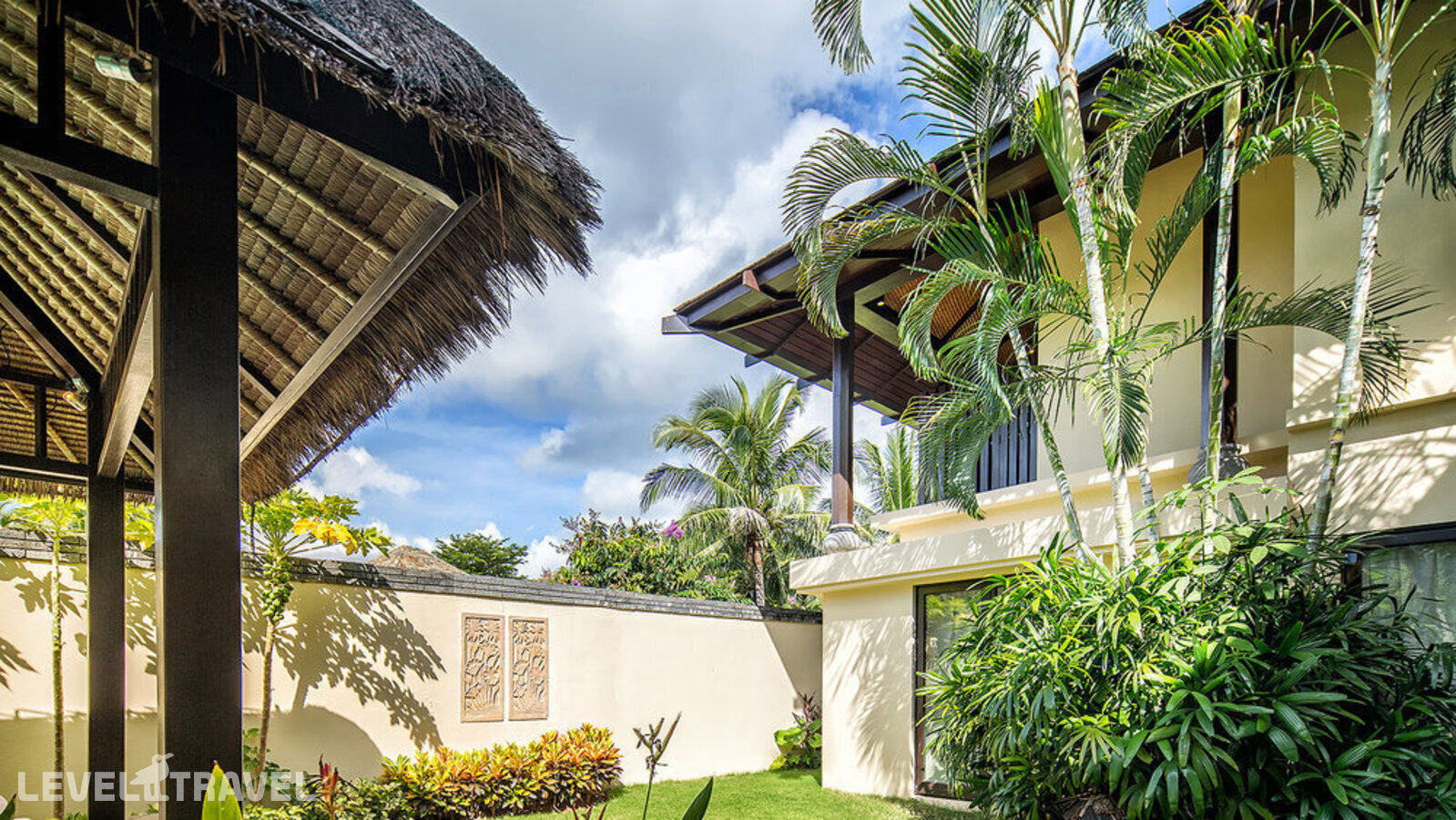 фотографии номера Представительская вилла с бассейном (4 спальни) отеля Yalong Bay Villas & Spa в Китай(Ялонг Бэй) - фото №4