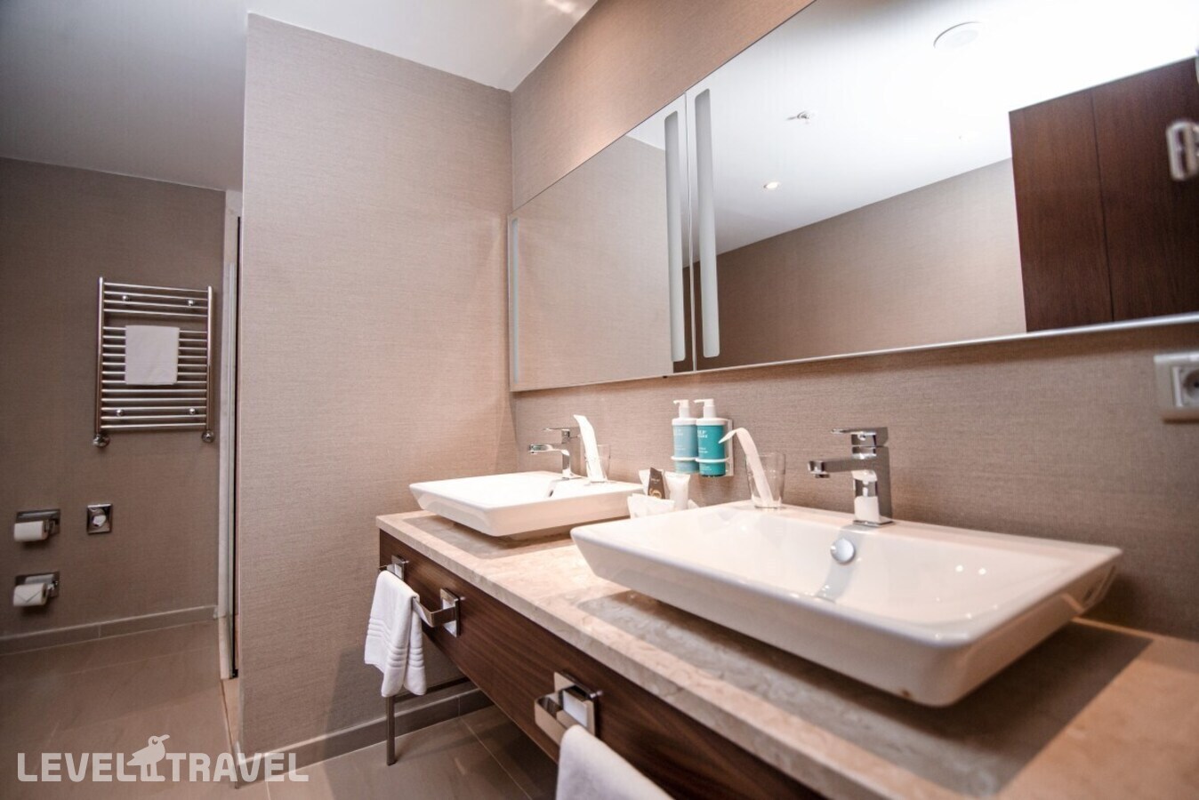 фотографии номера Семейный номер отеля Novotel Fit Krasnaya Polyana (Ex. Novotel Congress) в Россия(курорт Красная Поляна 960) - фото №5