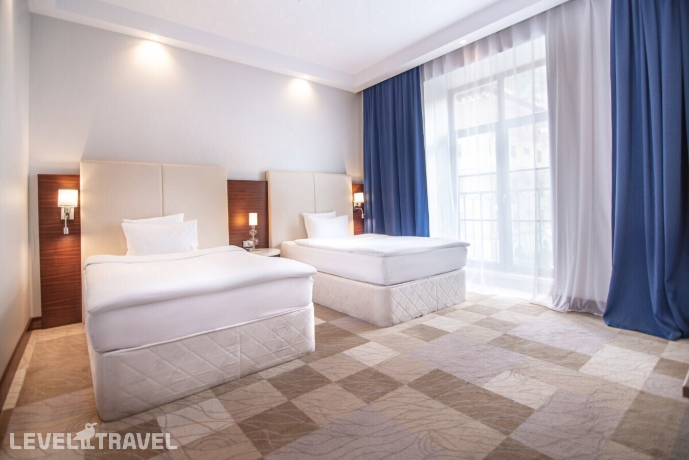 фотографии номера Представительский люкс (две односпальные кровати) отеля Novotel Fit Krasnaya Polyana (Ex. Novotel Congress) в Россия(курорт Красная Поляна 960) - фото №4