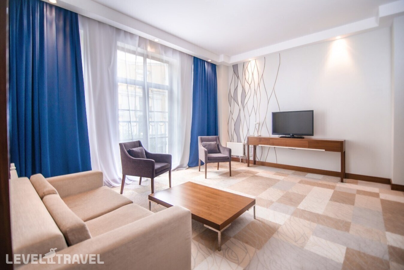фотографии номера Представительский люкс (две односпальные кровати) отеля Novotel Fit Krasnaya Polyana (Ex. Novotel Congress) в Россия(курорт Красная Поляна 960) - фото №6
