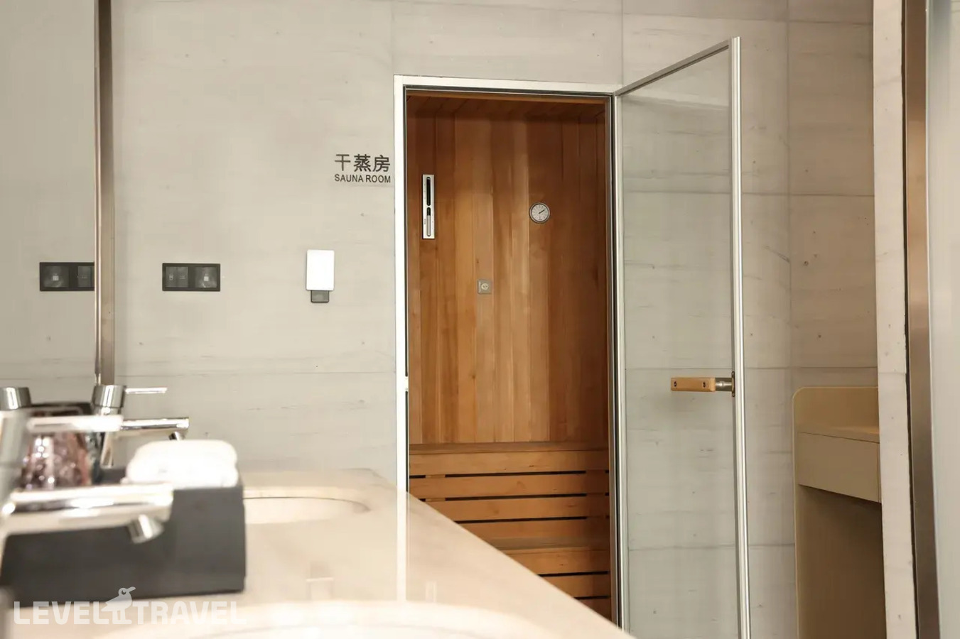 фотографии номера Люкс с панорамным видом на океан отеля Hualuxe Sanya Yalong Bay Resort в Китай(Ялонг Бэй) - фото №10