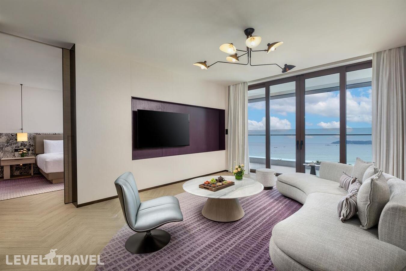 фотографии номера Люкс с видом на океан отеля Hualuxe Sanya Yalong Bay Resort в Китай(Ялонг Бэй) - фото №5