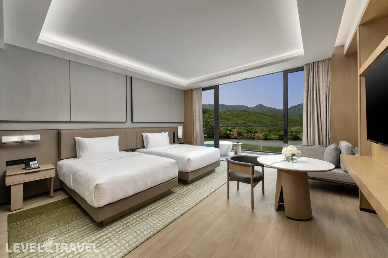 фотографии номера Вилла (3 спальни) отеля Hualuxe Sanya Yalong Bay Resort в Китай(Ялонг Бэй) - фото №3