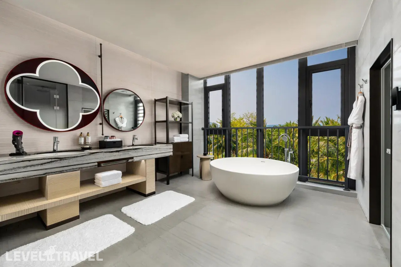 фотографии номера Вилла (3 спальни) отеля Hualuxe Sanya Yalong Bay Resort в Китай(Ялонг Бэй) - фото №11