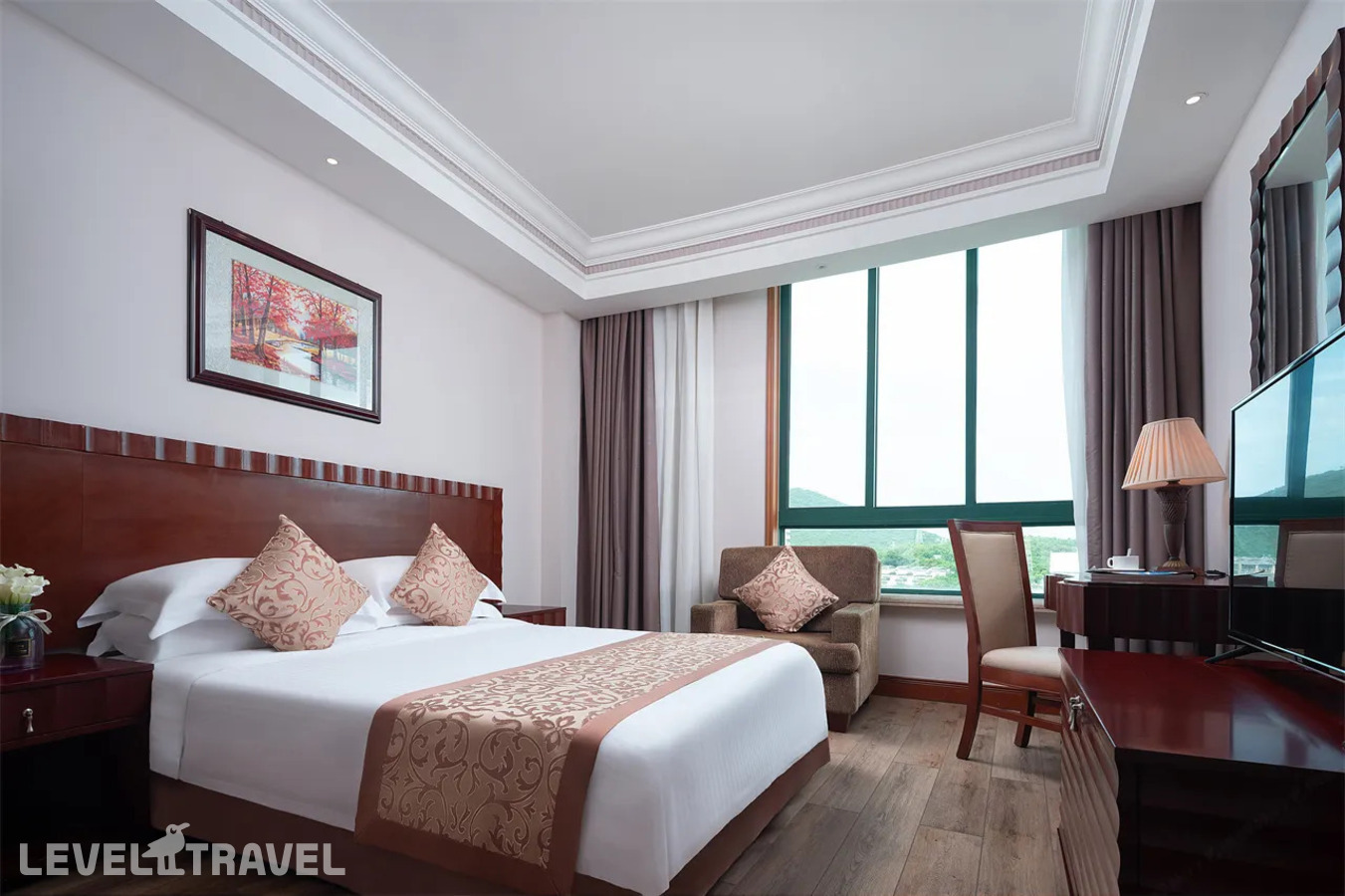 фотографии номера Семейный суперлюкс отеля Baohong Hotel (Ex.Jinjiang Baohong) в Китай(Дадунхай Бэй) - фото №3