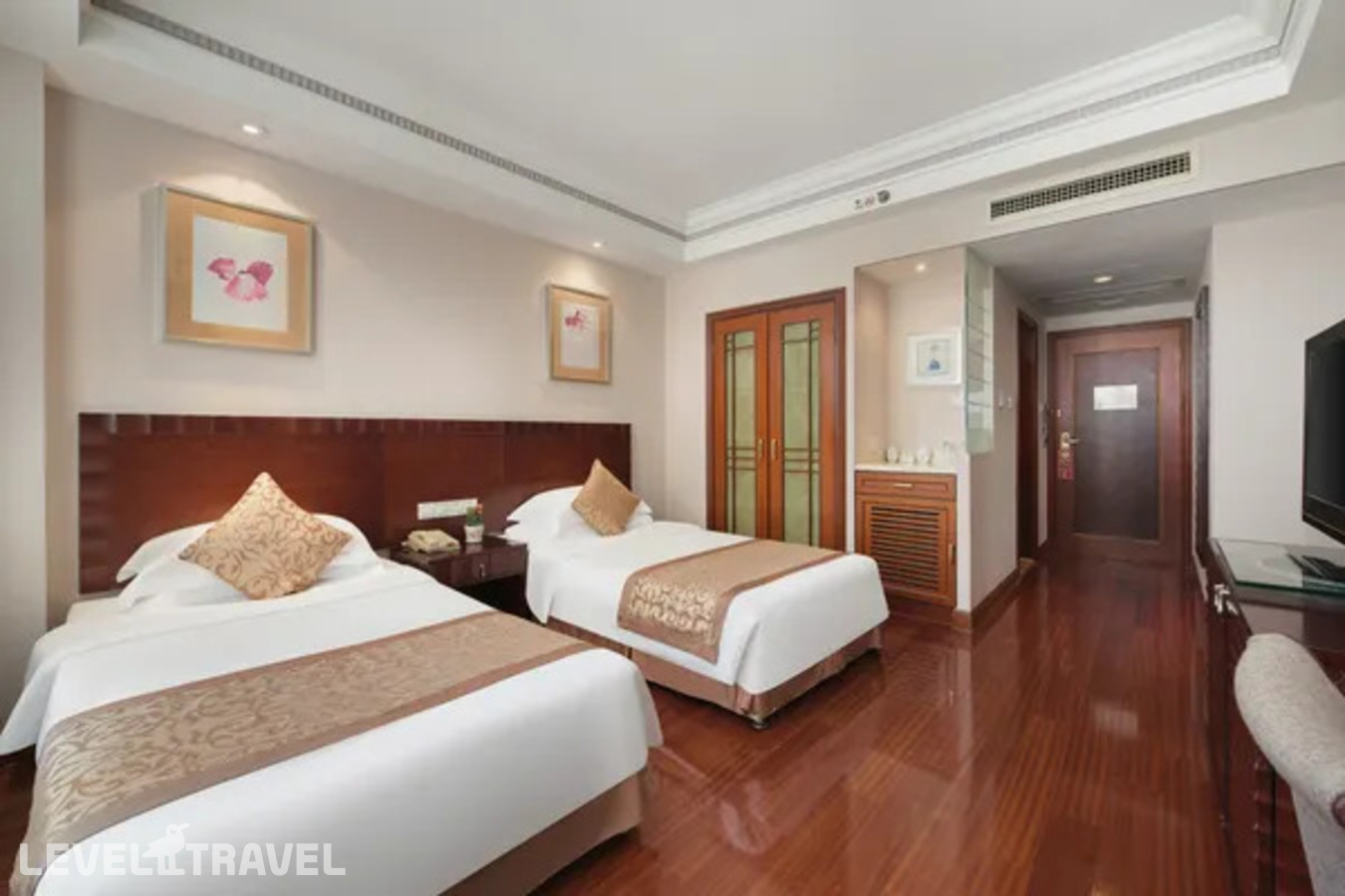 фотографии номера Улучшенный (две односпальные кровати) отеля Baohong Hotel (Ex.Jinjiang Baohong) в Китай(Дадунхай Бэй) - фото №3