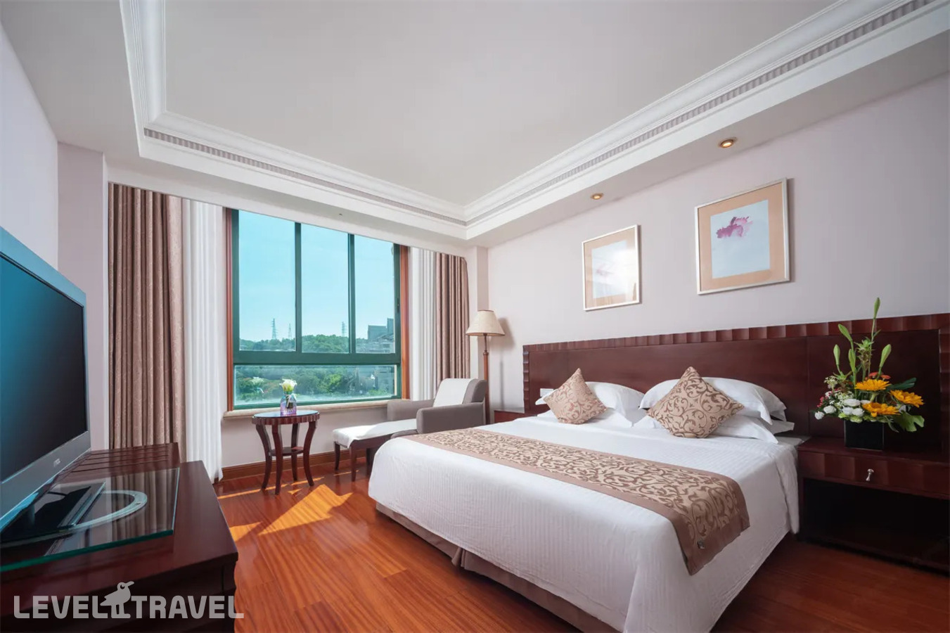фотографии номера Делюкс отеля Baohong Hotel (Ex.Jinjiang Baohong) в Китай(Дадунхай Бэй) - фото №1