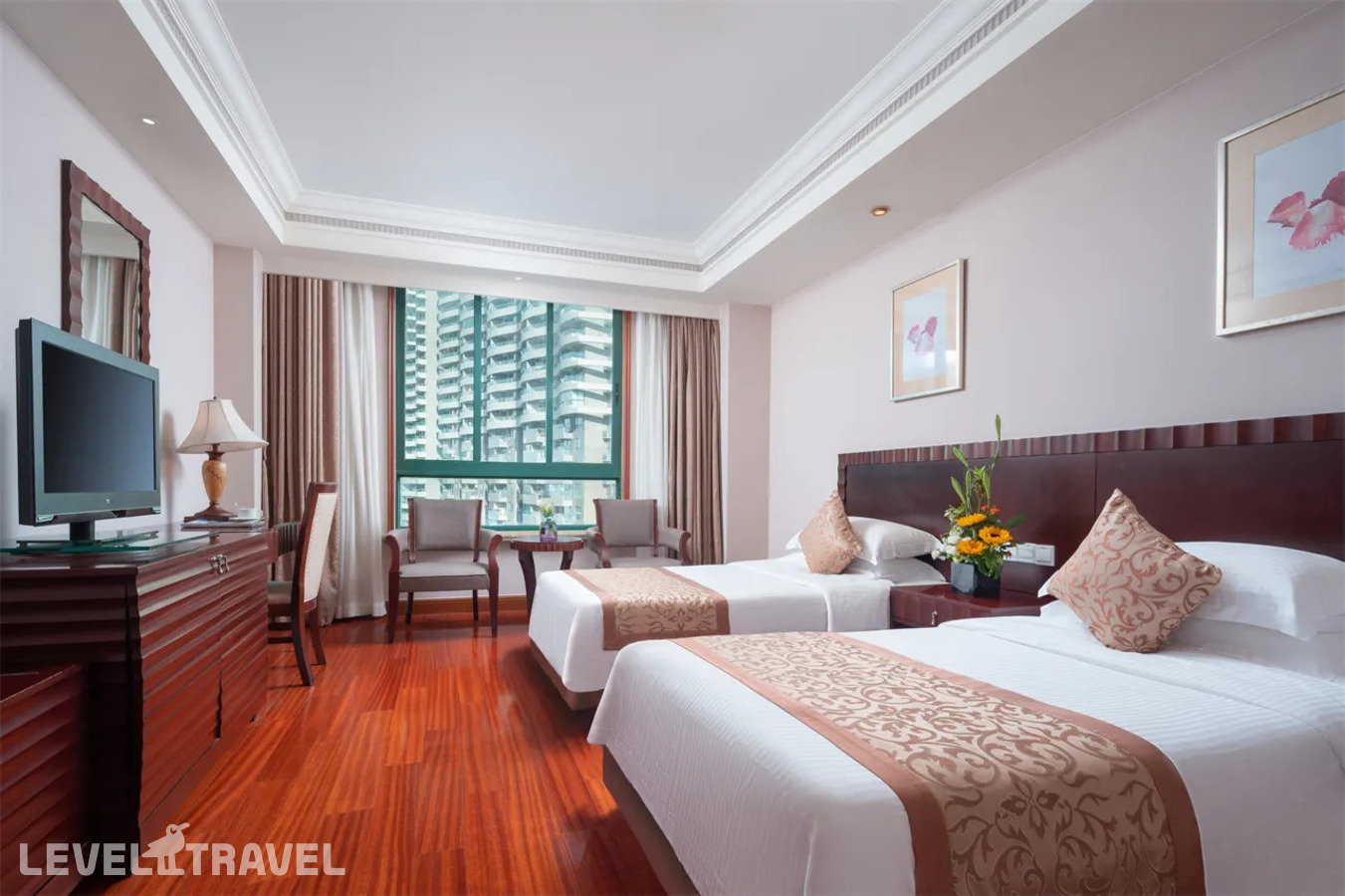 фотографии номера Делюкс (две односпальные кровати) отеля Baohong Hotel (Ex.Jinjiang Baohong) в Китай(Дадунхай Бэй) - фото №1