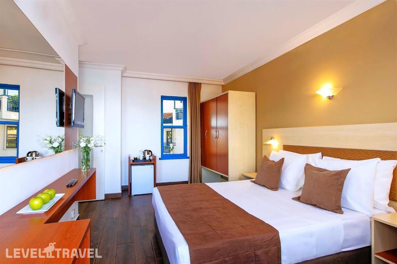 фотографии номера Семейный номер отеля Asteria Ephesus Kusadasi (Ex. Labranda Ephesus Princess Hotel) в Турция(Кушадасы) - фото №6