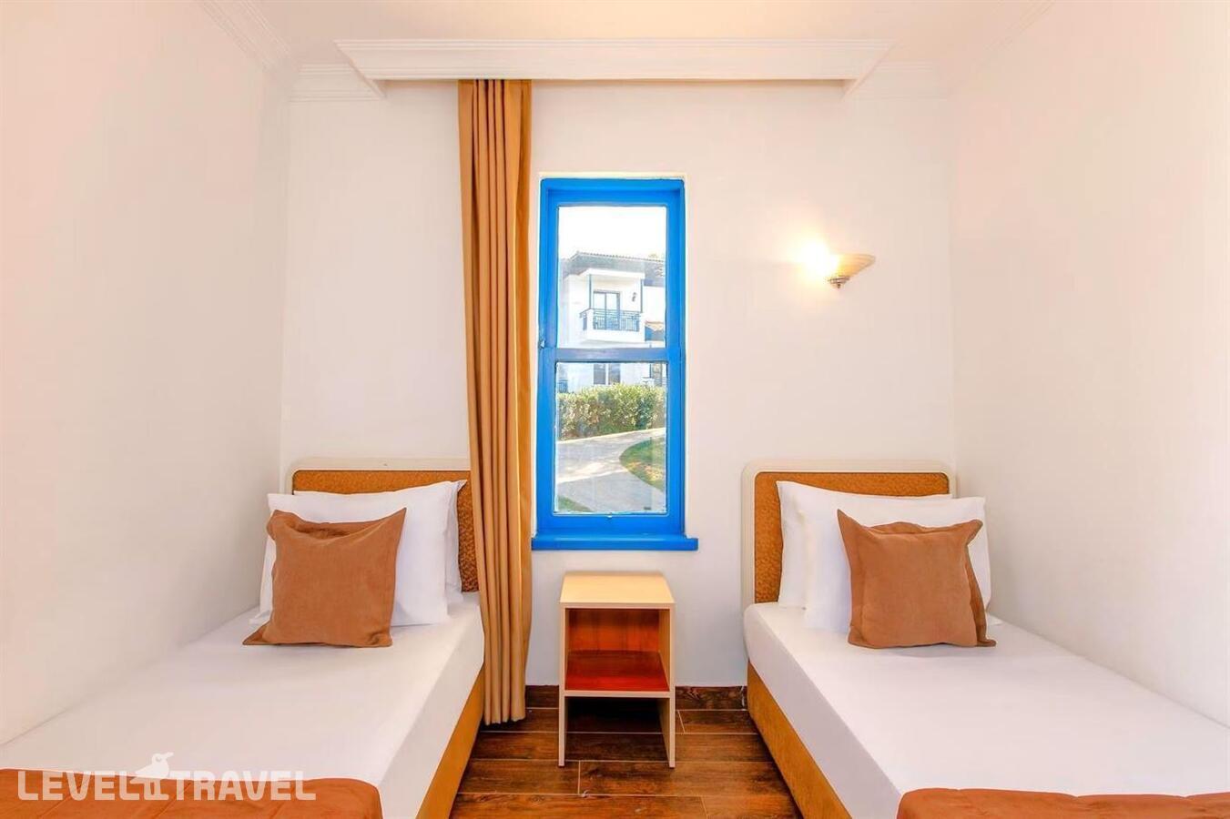фотографии номера Семейный номер отеля Asteria Ephesus Kusadasi (Ex. Labranda Ephesus Princess Hotel) в Турция(Кушадасы) - фото №4