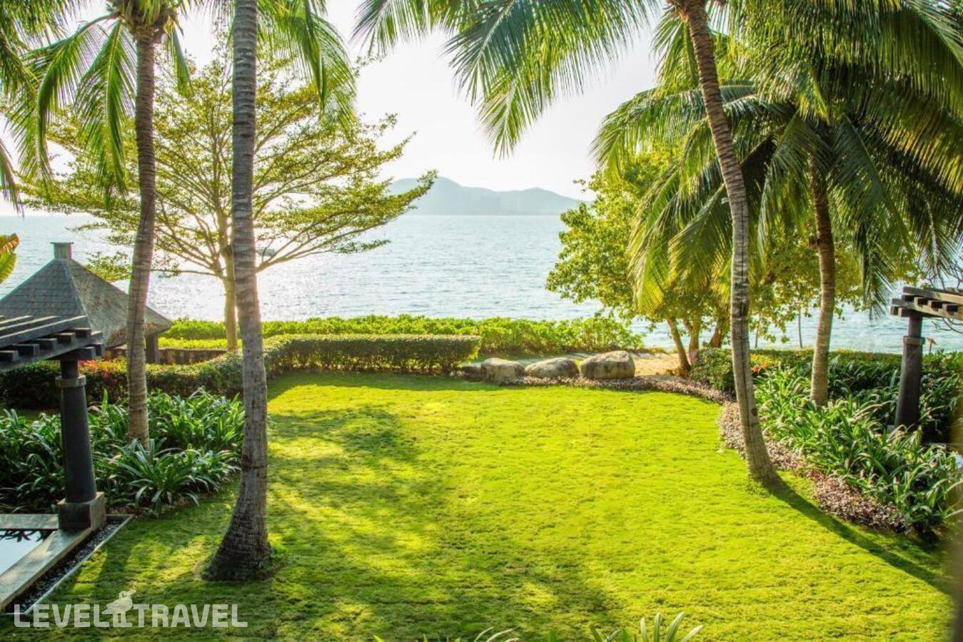 фотографии номера Павильон с бассейном и видом на океан отеля Mandarin Oriental Sanya в Китай(Дадунхай Бэй) - фото №5