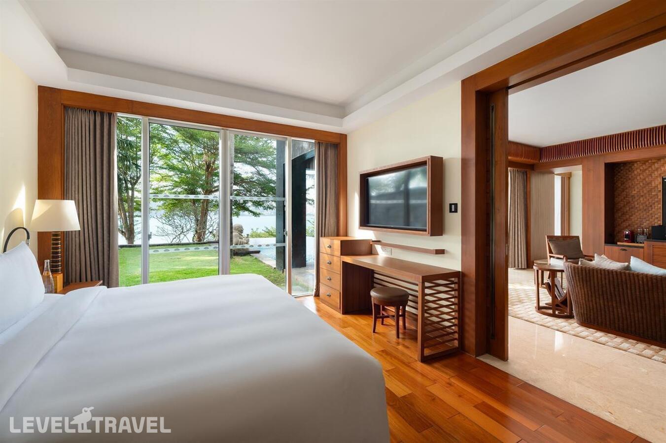 фотографии номера Вилла с бассейном и видом на океан отеля Mandarin Oriental Sanya в Китай(Дадунхай Бэй) - фото №5