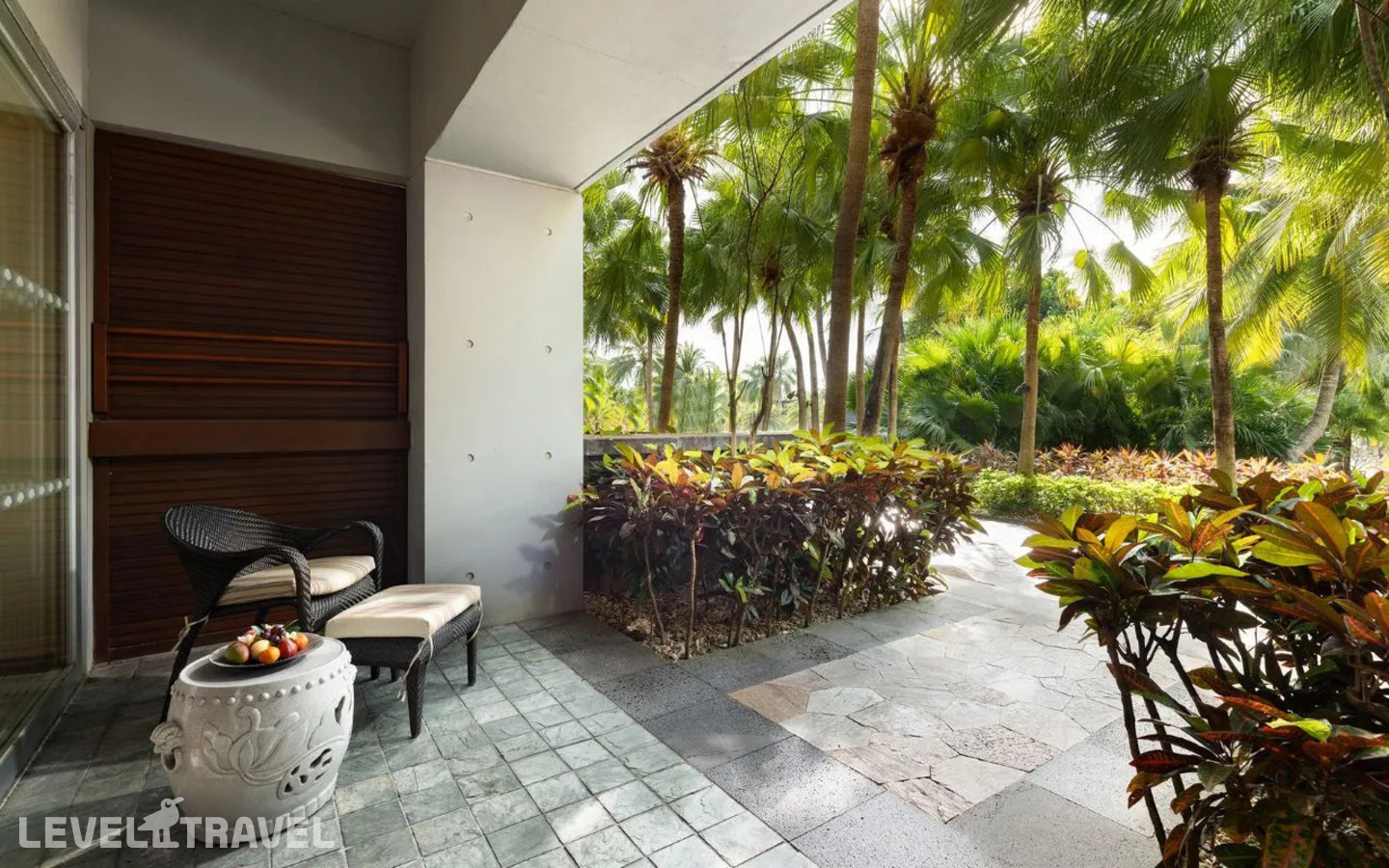 фотографии номера Улучшенный с видом на сад отеля Mandarin Oriental Sanya в Китай(Дадунхай Бэй) - фото №6