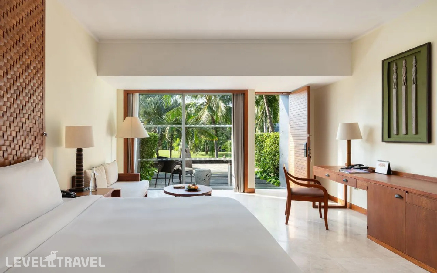 фотографии номера Улучшенный с видом на сад отеля Mandarin Oriental Sanya в Китай(Дадунхай Бэй) - фото №1