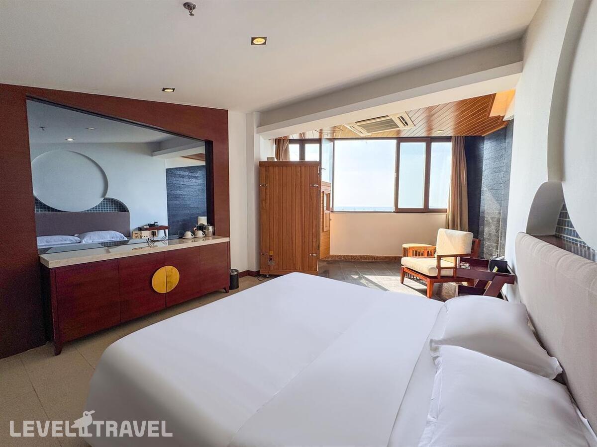 фотографии номера Улучшенный семейный Люкс Дуплекс с видом на море отеля Marina Spa Resort в Китай(Санья) - фото №4