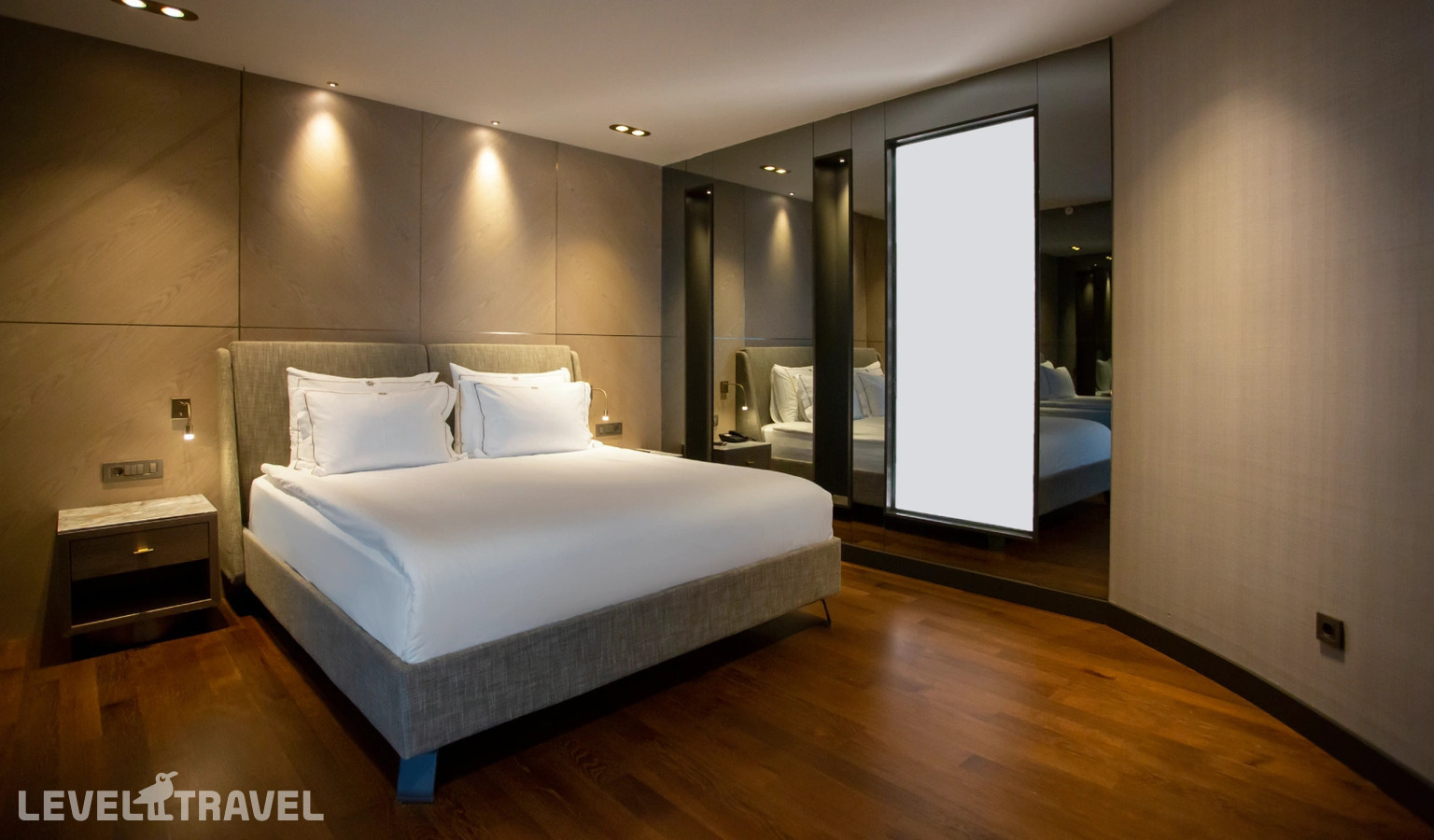 фотографии номера Семейный люкс отеля Melas Istanbul Hotel в Турция(Бешикташ) - фото №3