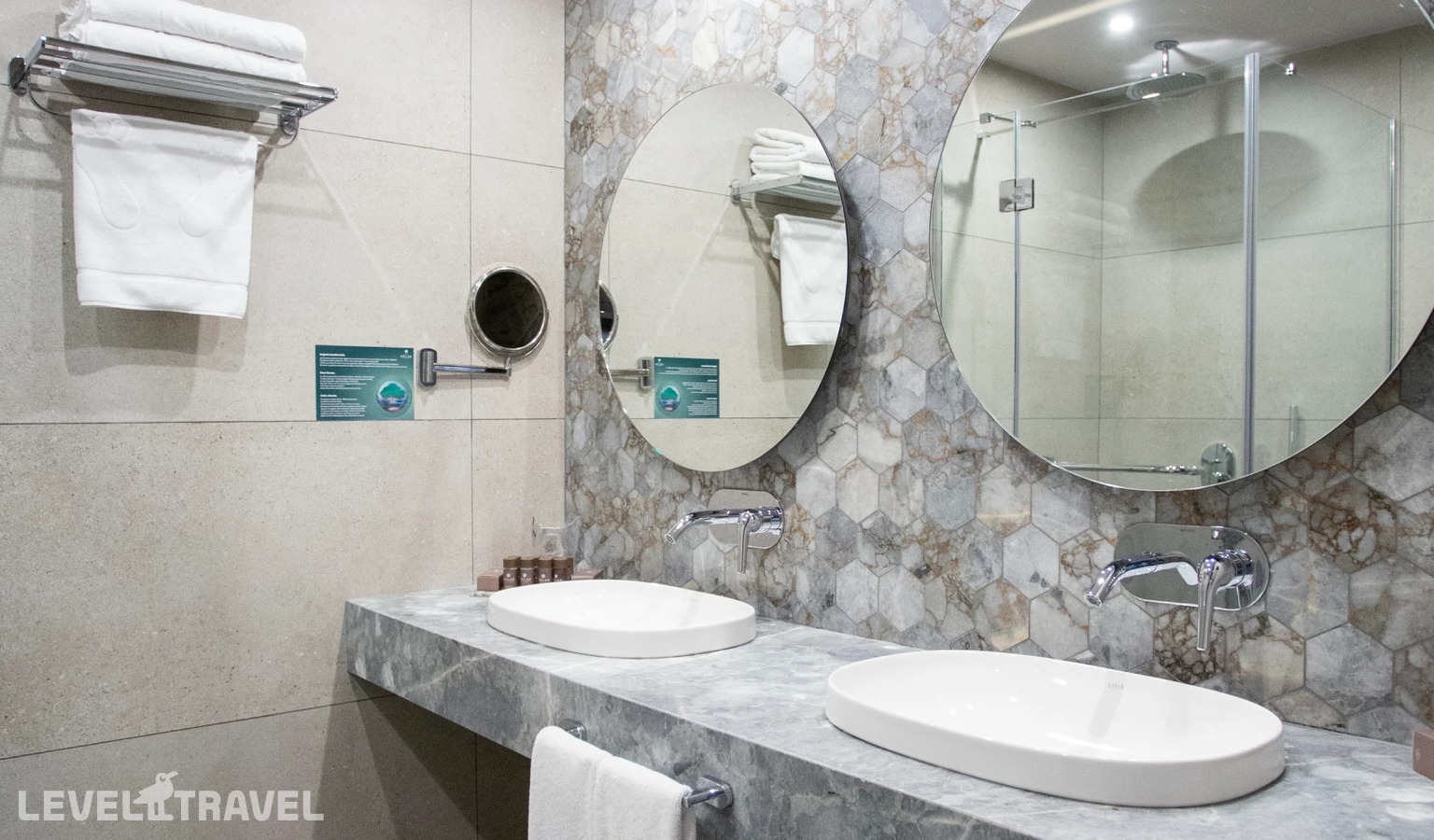 фотографии номера Семейный люкс отеля Melas Istanbul Hotel в Турция(Бешикташ) - фото №6