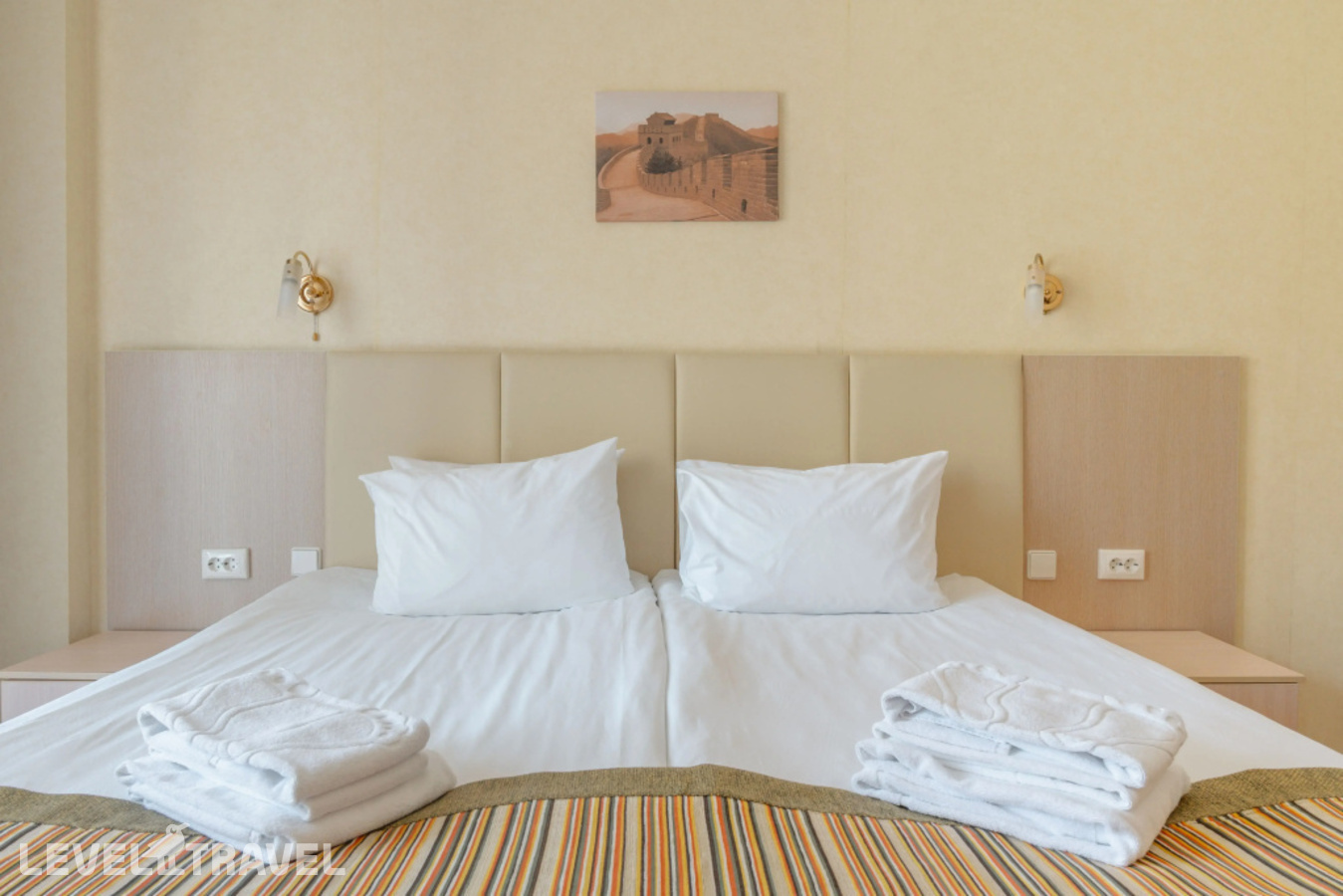 фотографии номера Стандартный плюс (две односпальные кровати) отеля Bridge Family Resort (Бридж Фемили Резорт) в Россия(Имеретинский курорт) - фото №1
