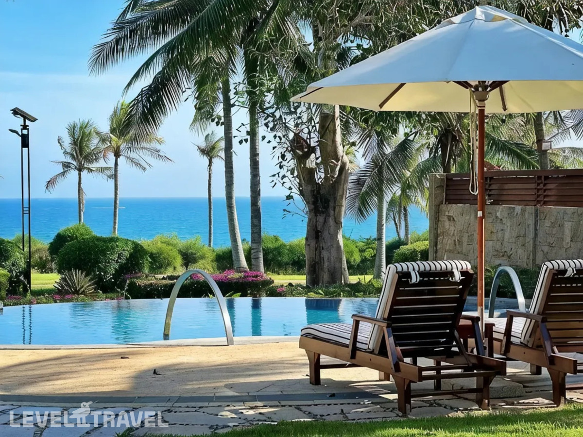 фотографии номера Вилла с видом на море отеля The St. Regis Sanya Yalong Bay в Китай(Ялонг Бэй) - фото №8