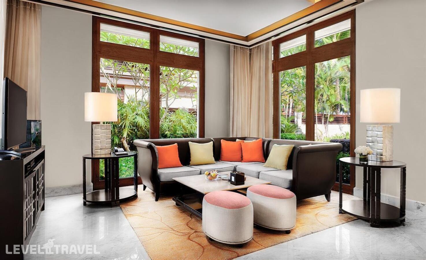 фотографии номера Вилла с видом на море отеля The St. Regis Sanya Yalong Bay в Китай(Ялонг Бэй) - фото №5