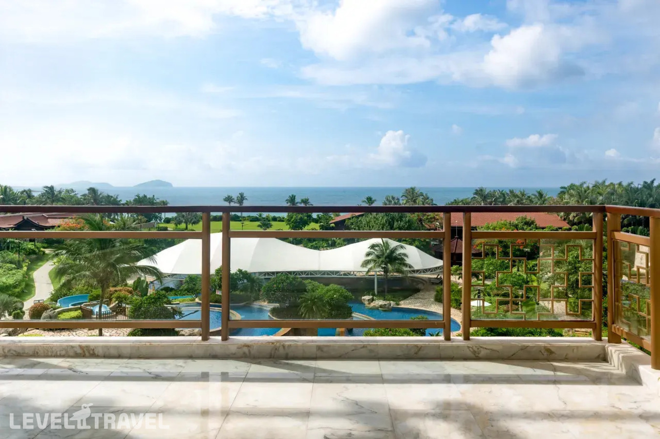 фотографии номера Гранд с видом на океан отеля The St. Regis Sanya Yalong Bay в Китай(Ялонг Бэй) - фото №4