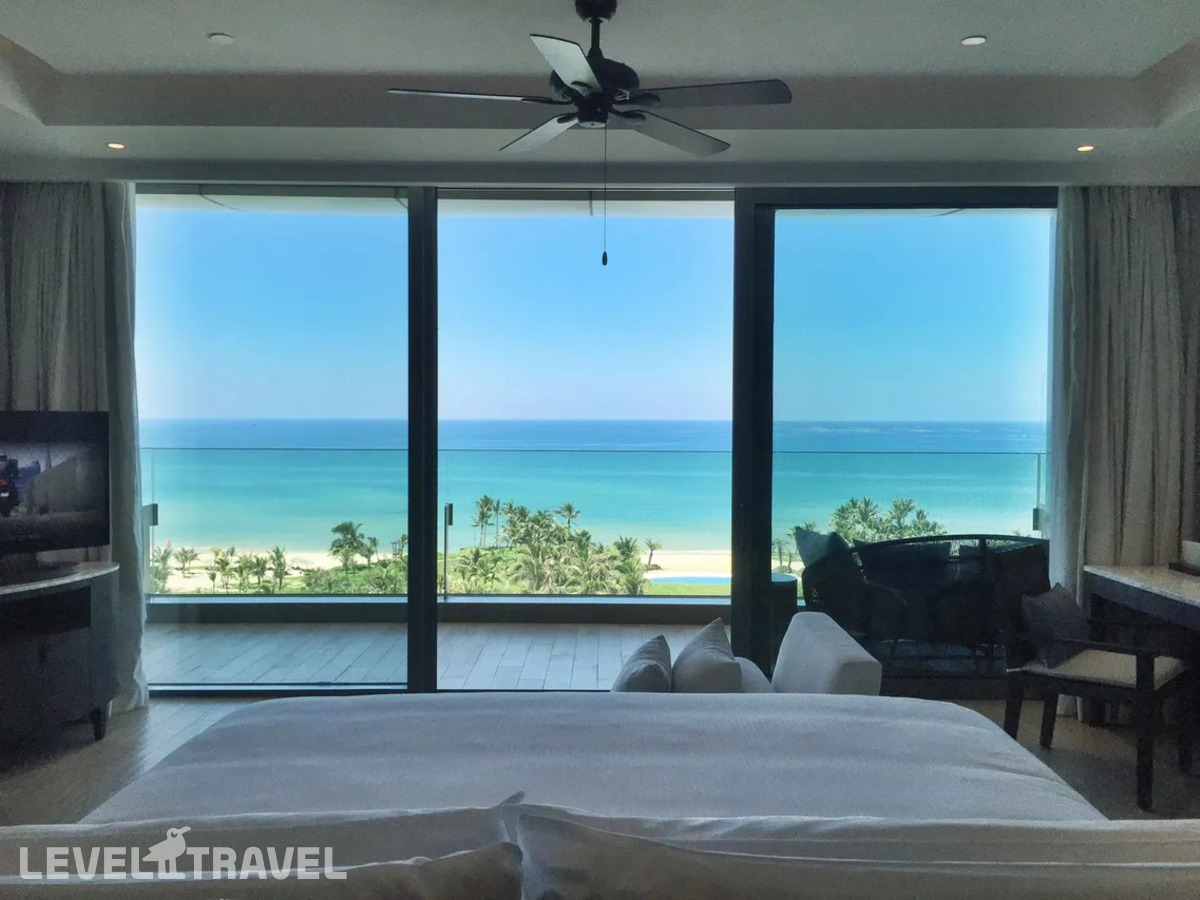 фотографии номера Люкс Студия с балконом и видом на океан отеля The Westin Blue Bay Resort& Spa в Китай(Бухта чистой воды) - фото №7