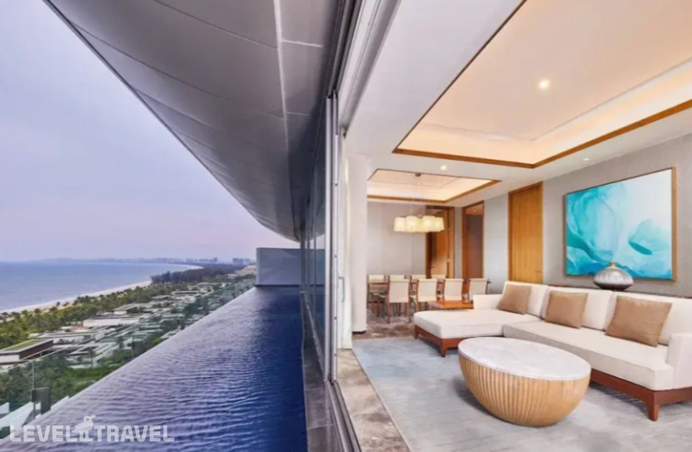 фотографии номера Люкс с балконом и видом на океан (2 комнаты) отеля The Westin Blue Bay Resort& Spa в Китай(Бухта чистой воды) - фото №4