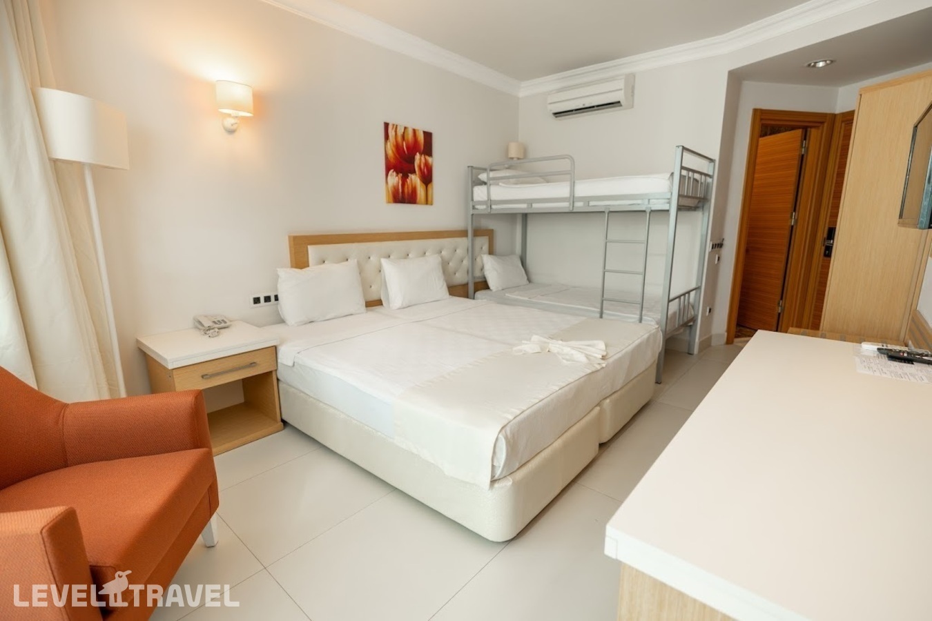фотографии номера Стандартный (двухъярусная кровать) отеля Dragut Point South Hotel в Турция(Тургутреис) - фото №1